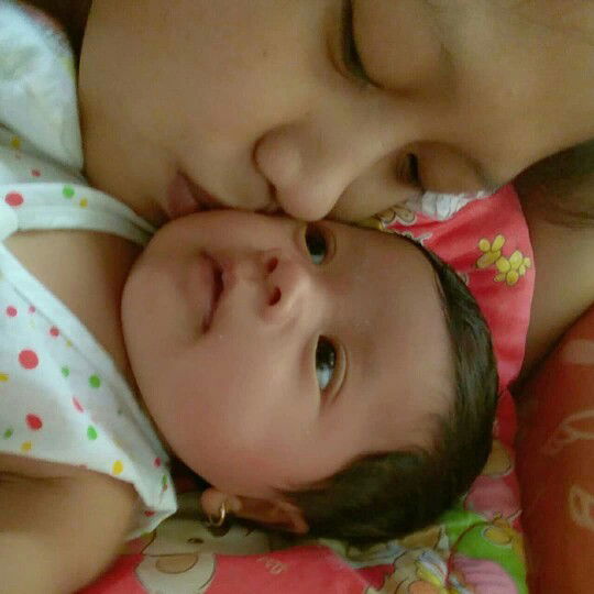 JulieAsis profile icon