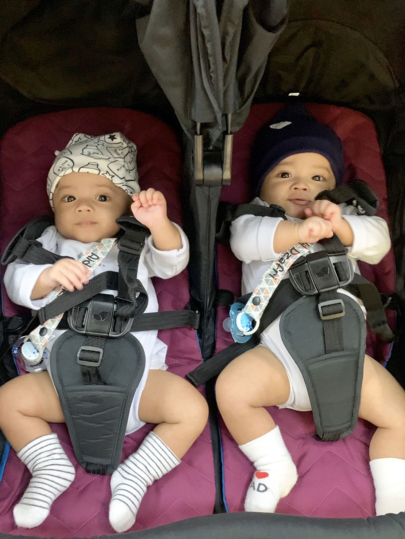 Assalamualaikum..nak tanya ada sesapa mommy of twin or triple or quadruplets hihi!? Share bah pengalaman kamu tido kan anak..?