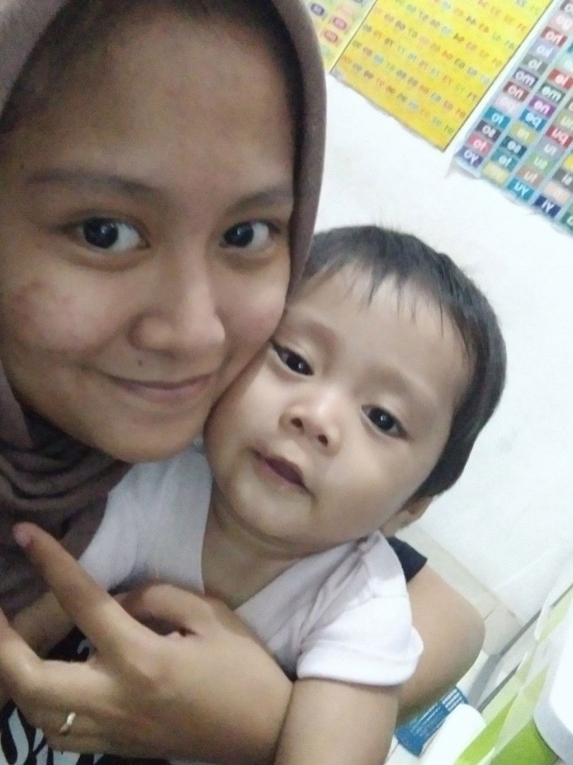 Putri Andini profile icon