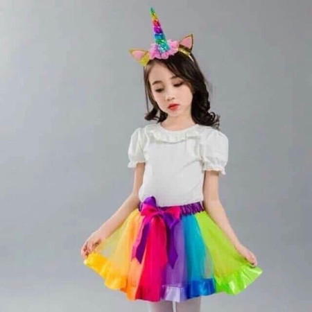 ?กระโปรงแฟนซีสีรุ้ง?