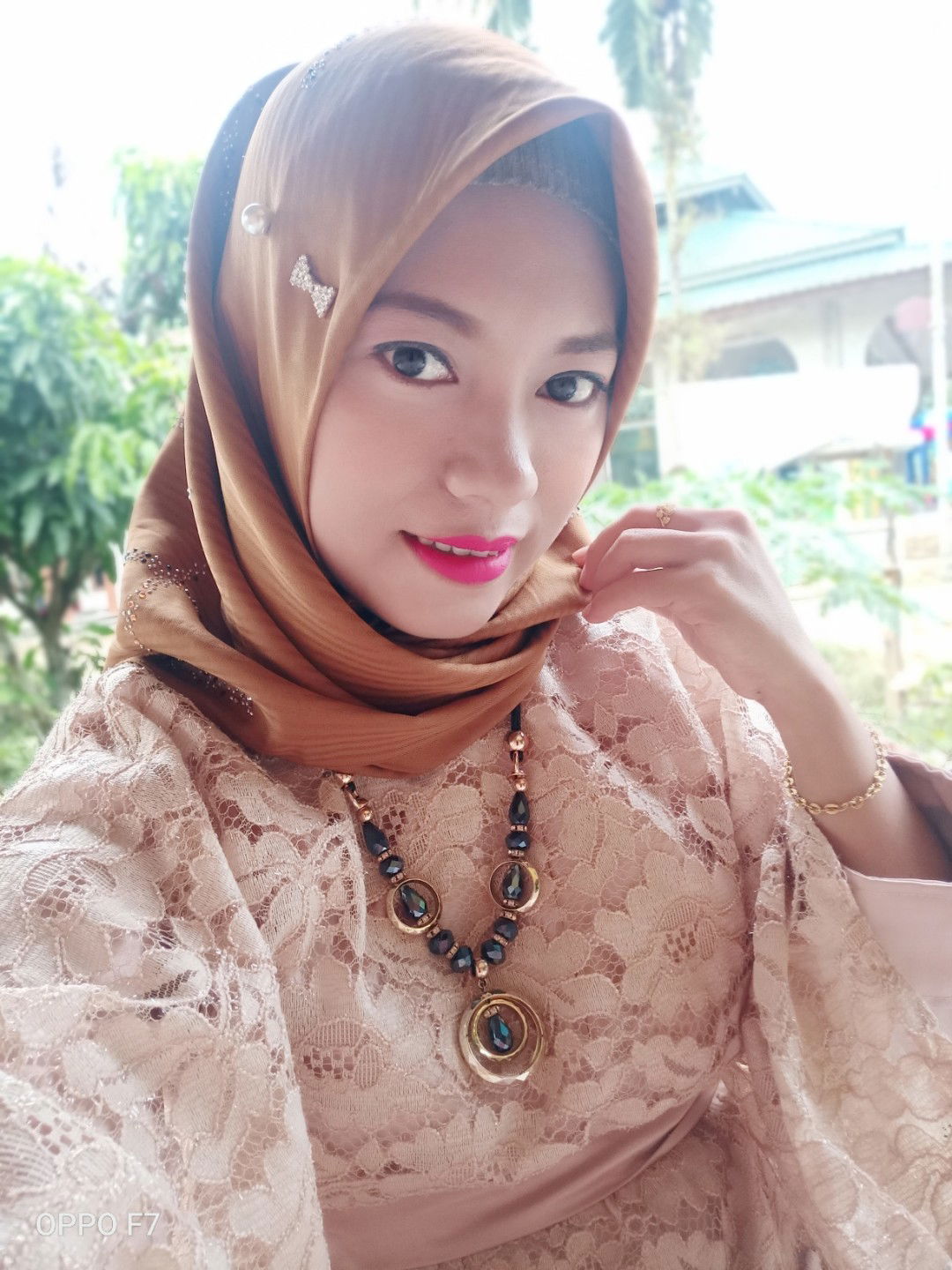 Novia Desi Wulandari profile icon