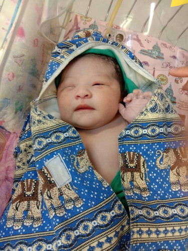 ผ่าคลอดบล็อกหลัง.