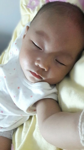 เด็กชอบฟังแม่ร้องเพลง