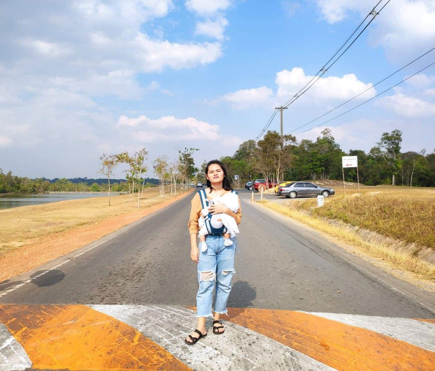 Rapeeporn profile icon