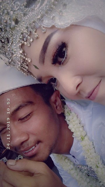 Uly Anggrainy profile icon