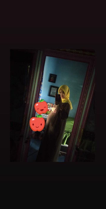 Rina Wati profile icon