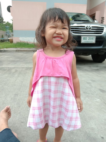 ลูกชอบแต่งหน้า