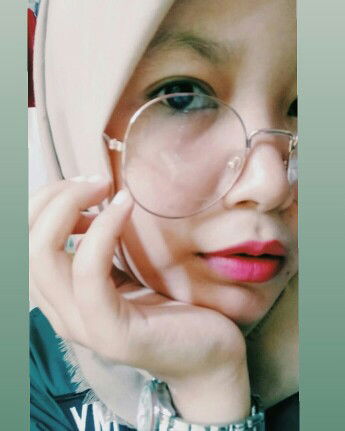 mommy farid profile icon