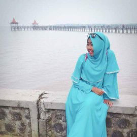 Nona Iskandar profile icon