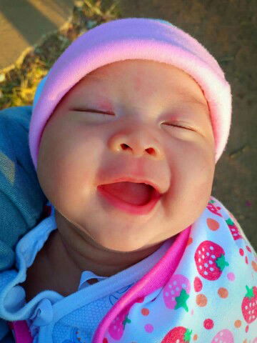 หนูชื่อน้องใบบัวจ้าได้เดือนกว่าแล้ว..