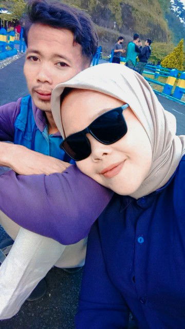 nunuk parwati profile icon