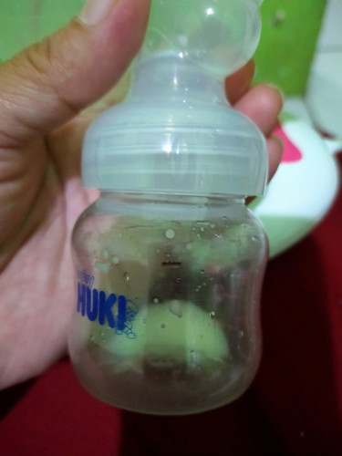 Sedih akutu Asi keluar sedikit ditambah kondisi puting yg flat datar