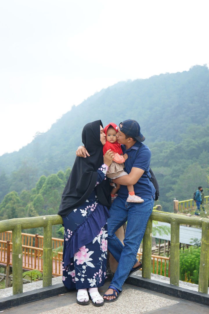 Rifa Fauzia Hapsari profile icon