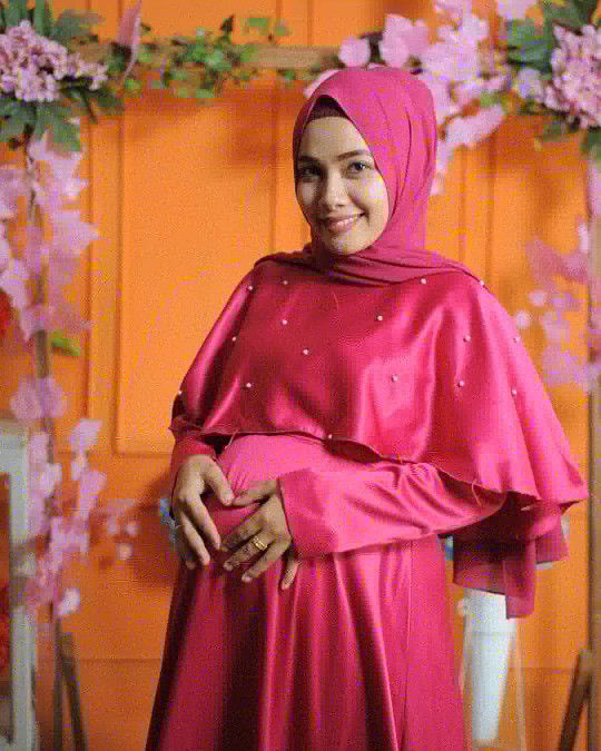 Shofy Roza profile icon