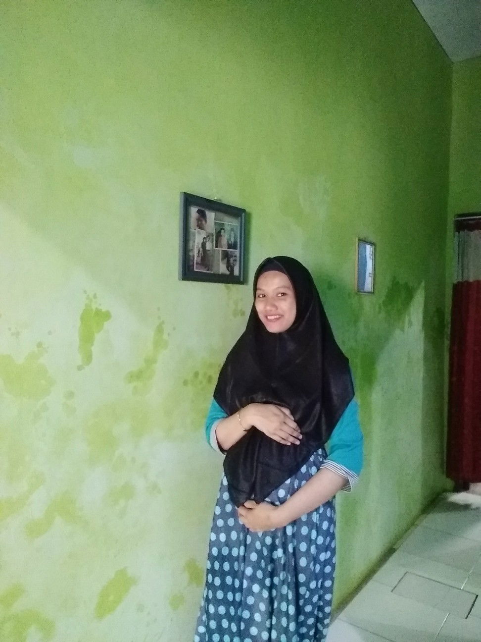 tri maulia agustini profile icon