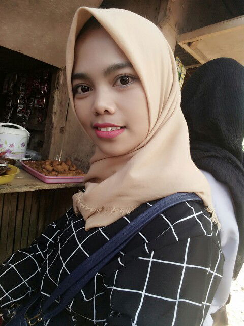 R Andriani profile icon