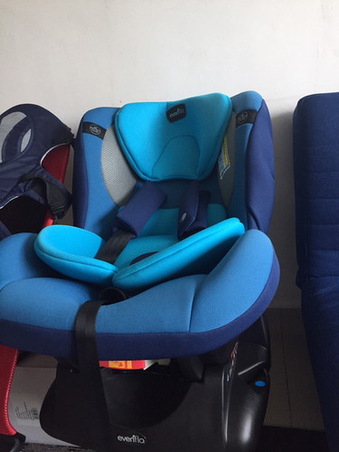 Letgo carseat Evenflo