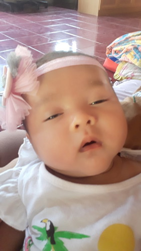 คุณแม่เห่อลูก