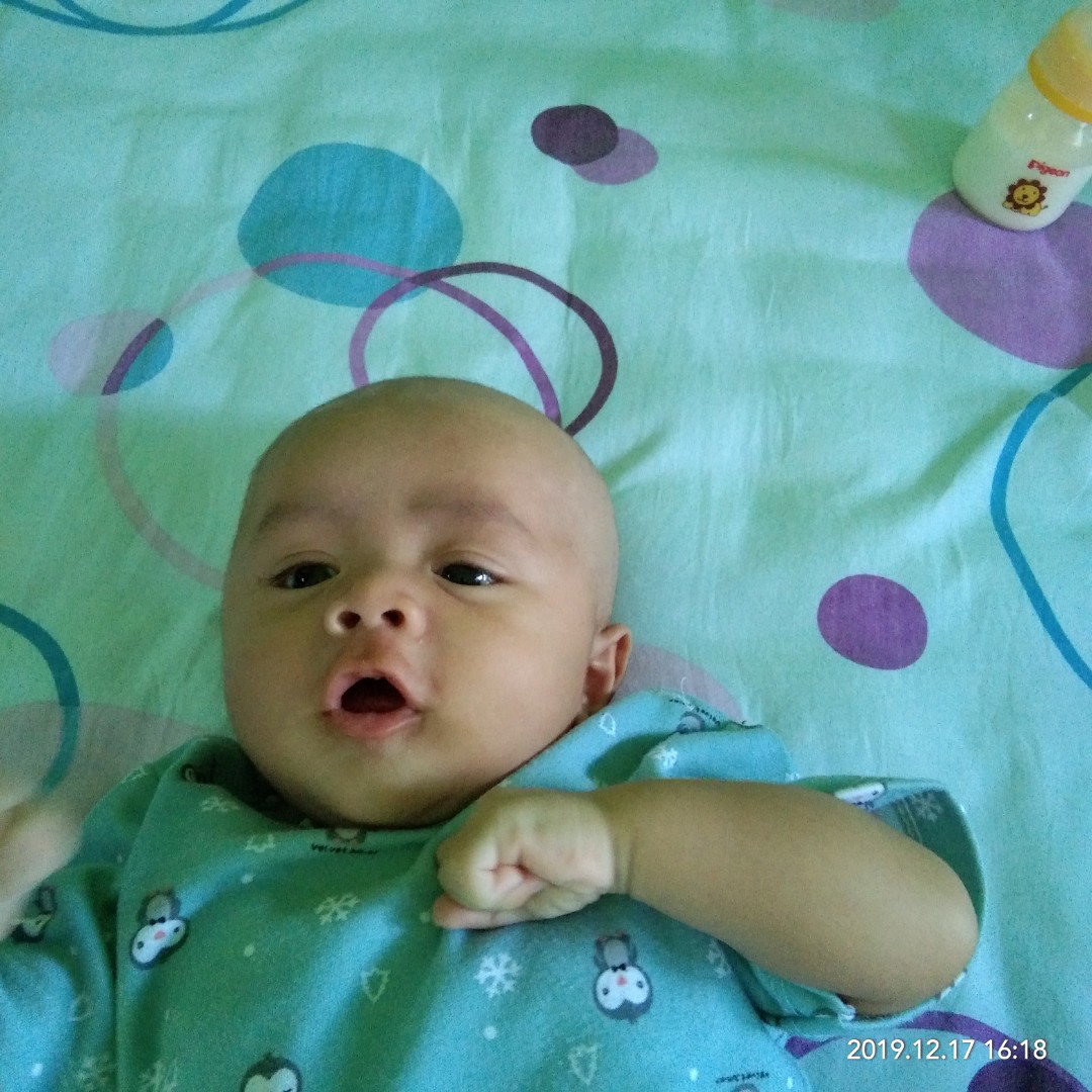 anak di bilangi kerdil/kecil