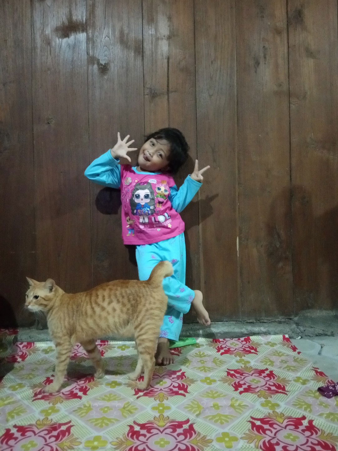 Nining Rochayati profile icon