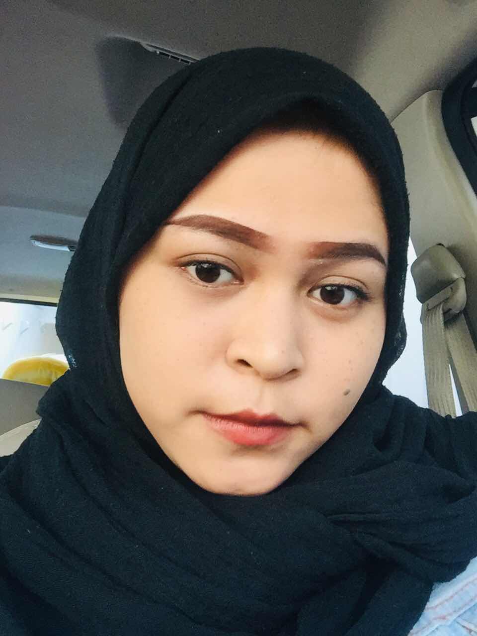 Dwi Wulan profile icon