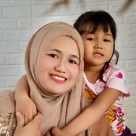 Siti Salbiyah profile icon