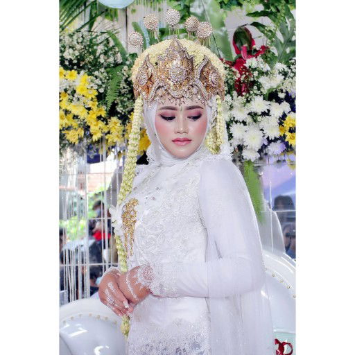 Rina Julianti profile icon