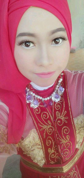 Rizka novita sari profile icon