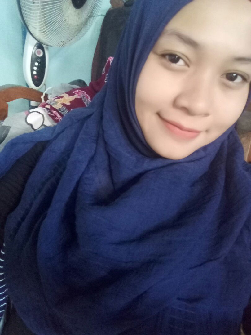 Almar'atus Sholihah profile icon