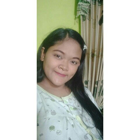 Isti Dewi profile icon