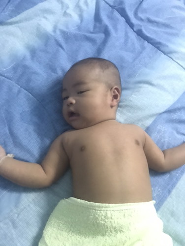 เด็กน้อยขี้วีน