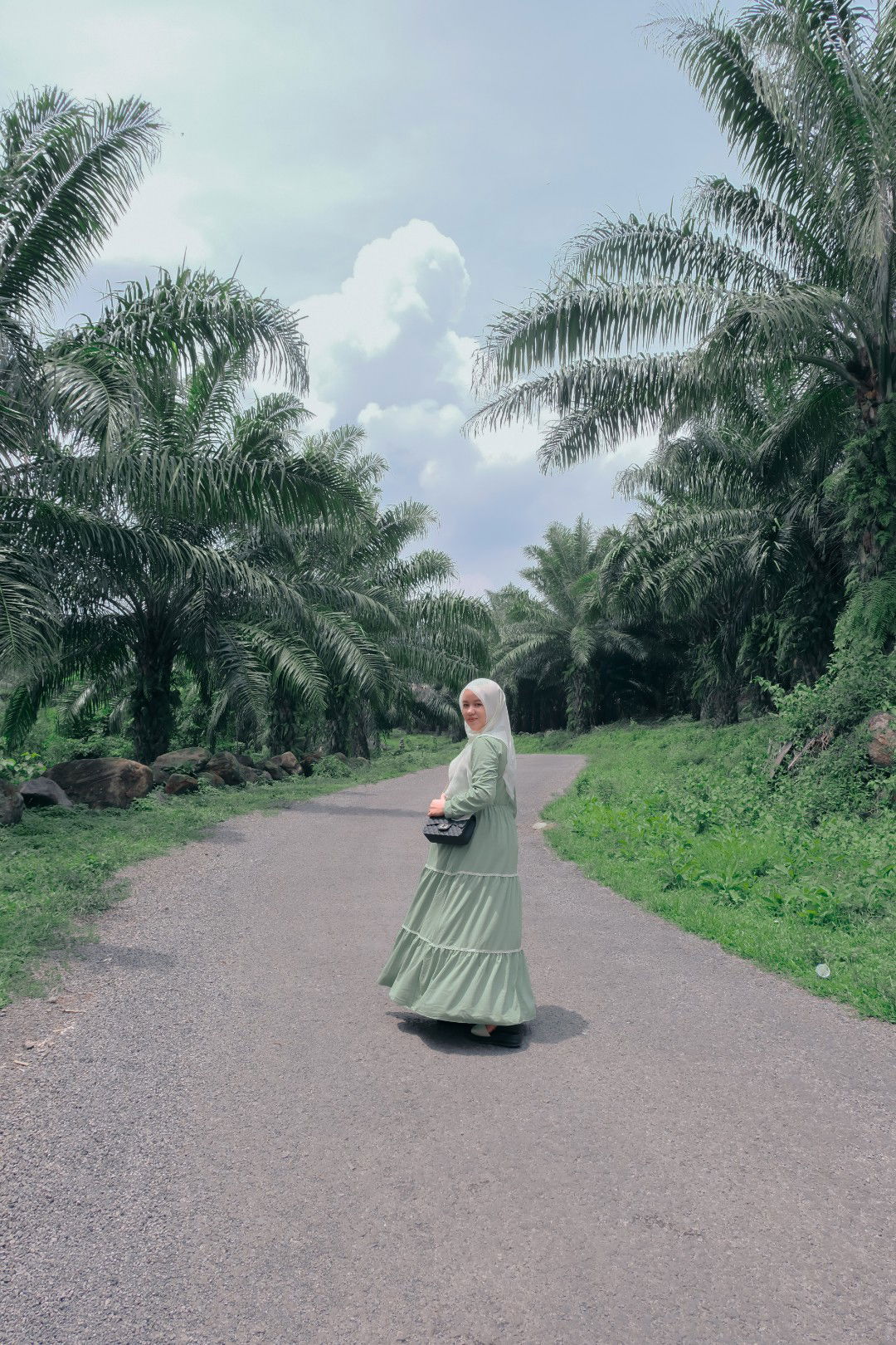 Neni Rahmawati profile icon