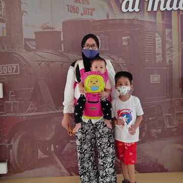 Isma Rey profile icon