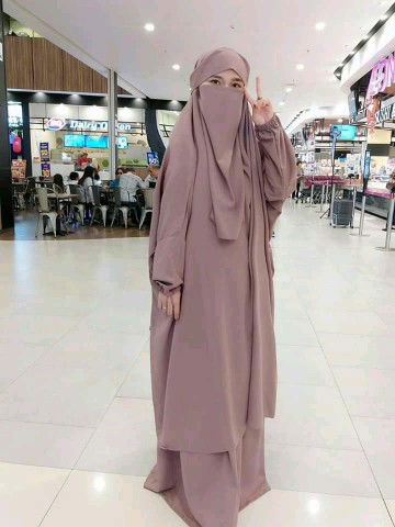 Dewi Wahyuni AR profile icon