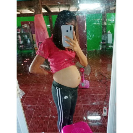 ท้องแรก