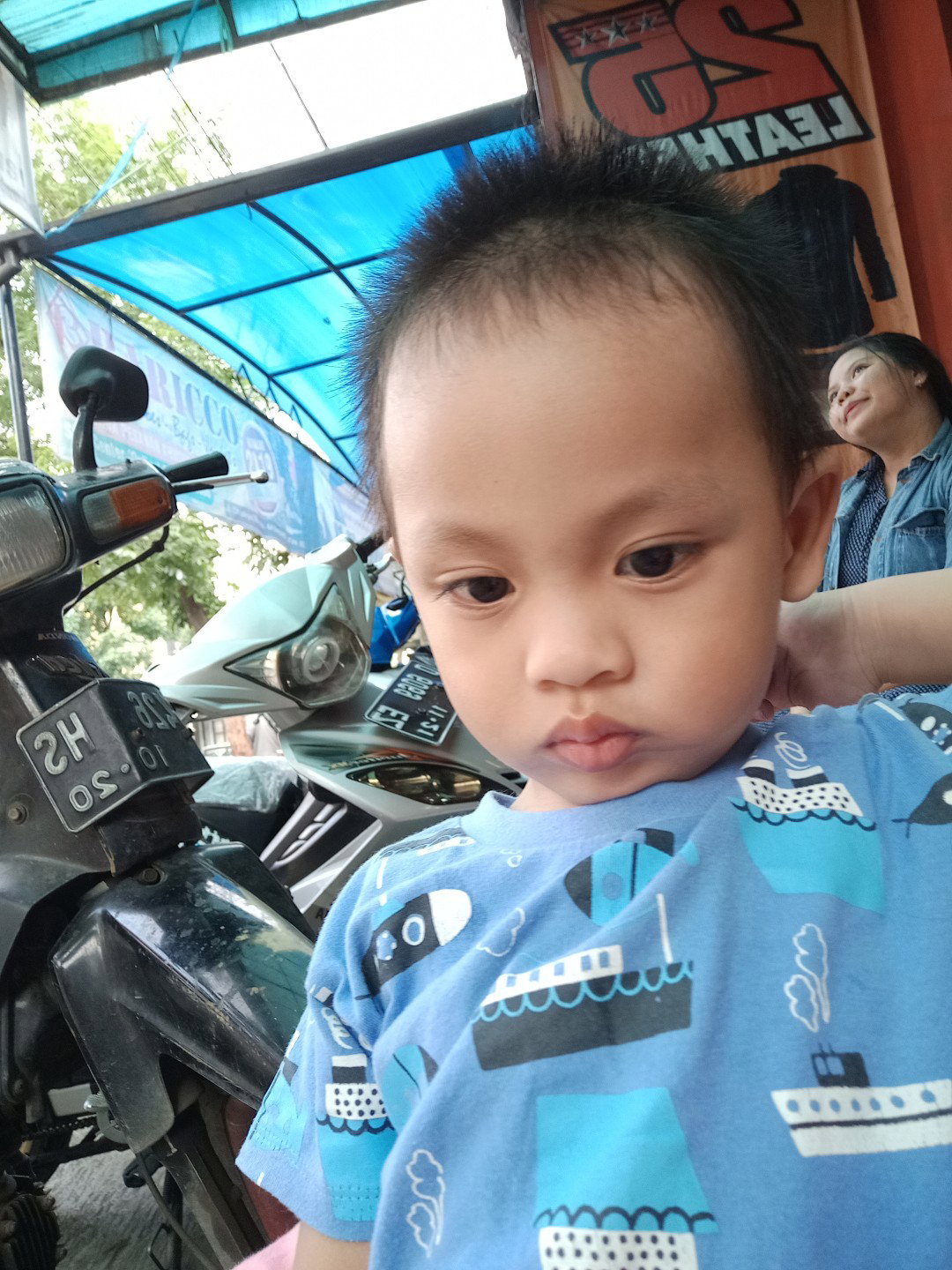 rambut jabrik ?