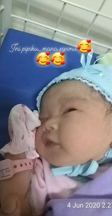 Reny Farida profile icon