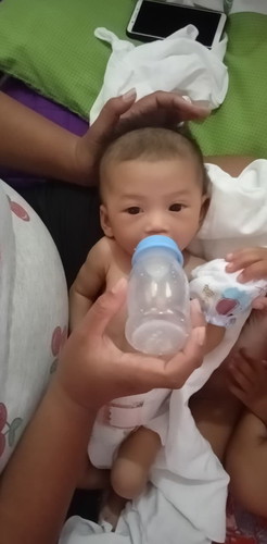 ขอกำลังใจให้น้องหน่อยคะ