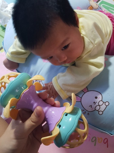 เด็กจะเริ่มคอแข็งตอนกี่เดือนคะ