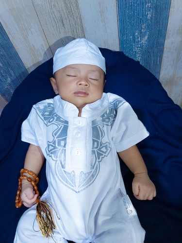 Pak ustad cilik ??