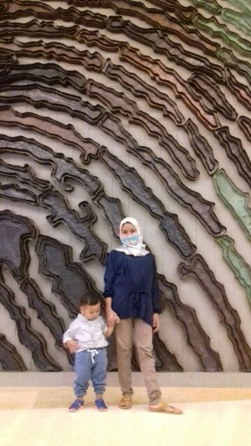 Sri Sutarsih profile icon