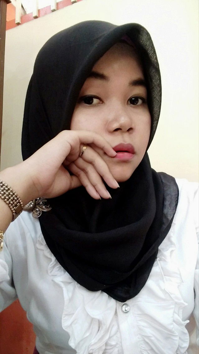 rie rahma profile icon