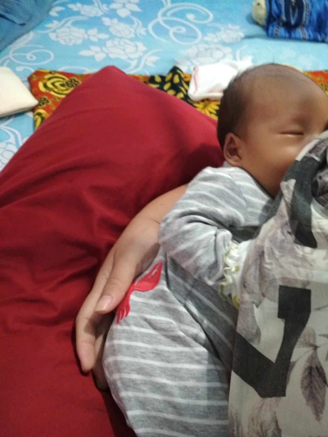 bayi selalu tidur