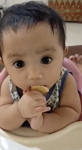 What month nyo po unang pinakain baby nyo?