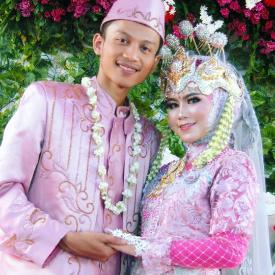 Puji Fitriani profile icon