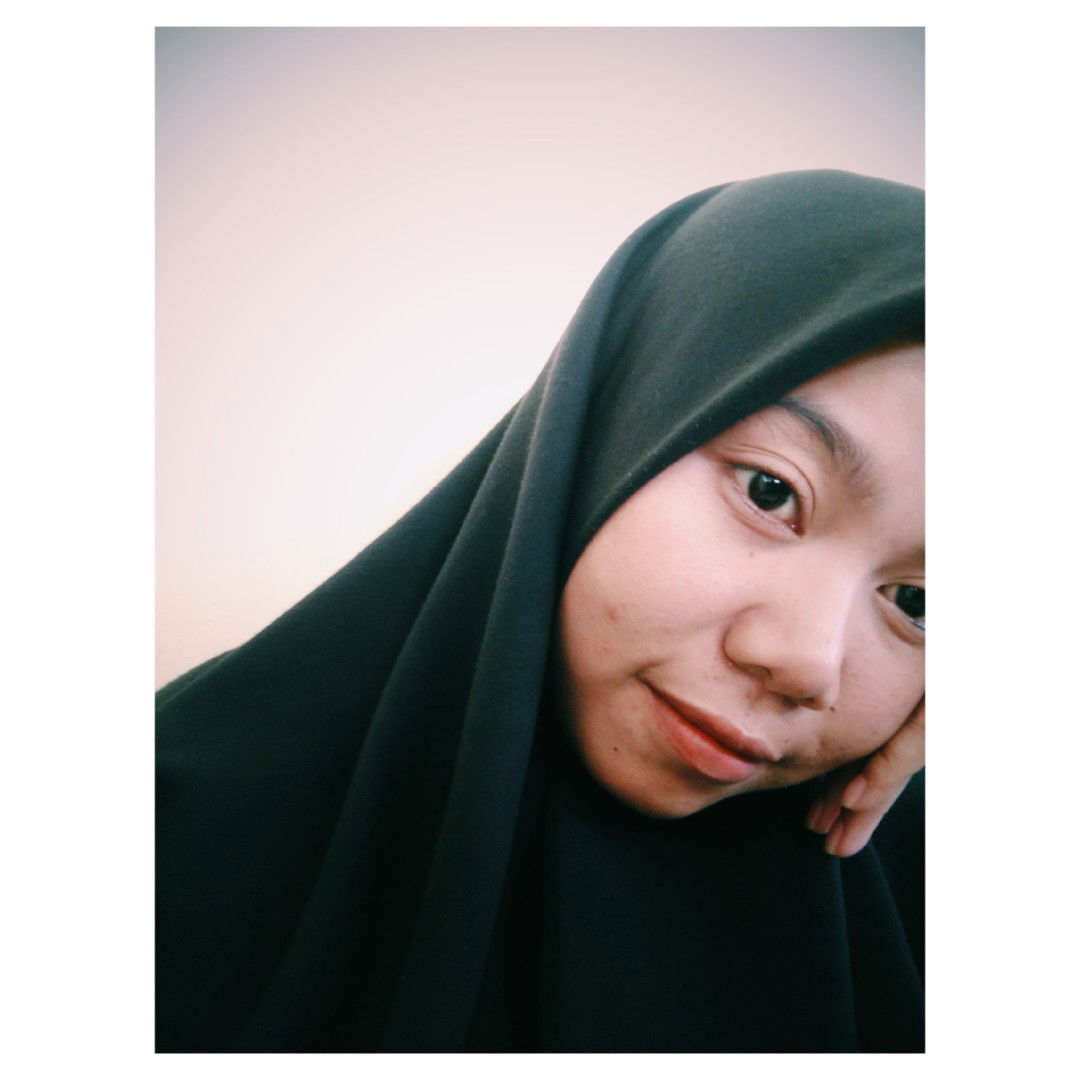 Nining Cahyani profile icon