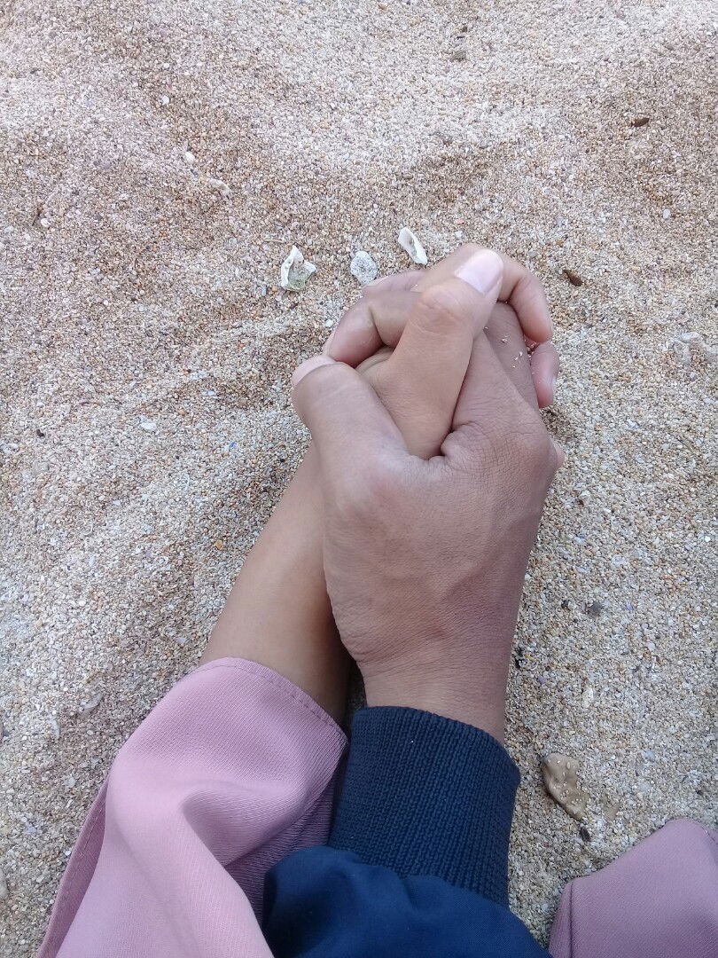 Tri Novitasari profile icon