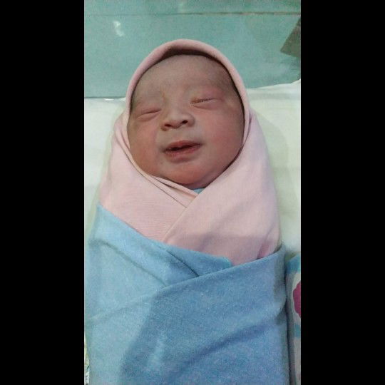 lahir 37 minggu 2 hari