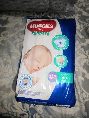 Selling Huggies Dry Newborn Diaper