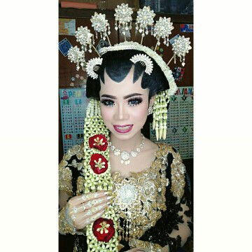 Annisa Almaidah profile icon